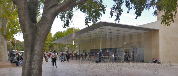 Apple store in Provence-France