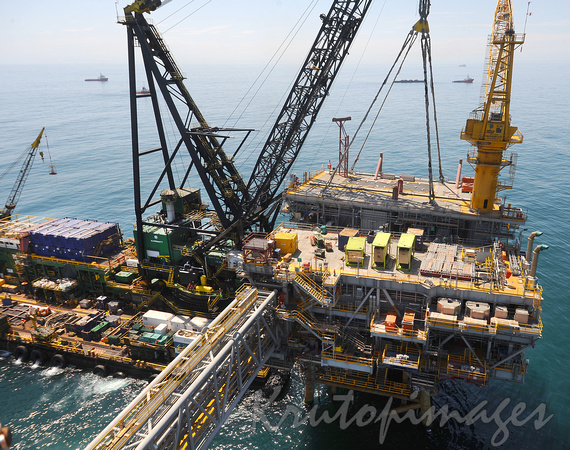 Marlin A module support frame is placed into position by the BD30, a huge offshore derrick barge working on Bass Strait Aust-3