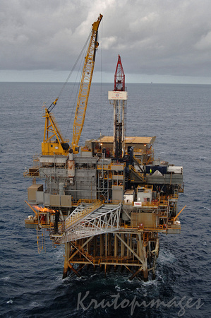 Tuna platform situated in Bass Strait off the Victorian coast