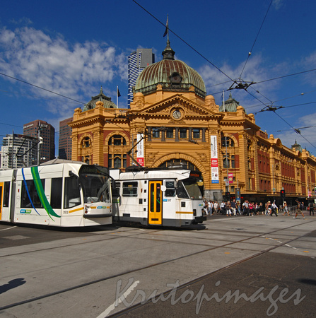 Melbourne trams in CBD Swanston street and Flinders streets