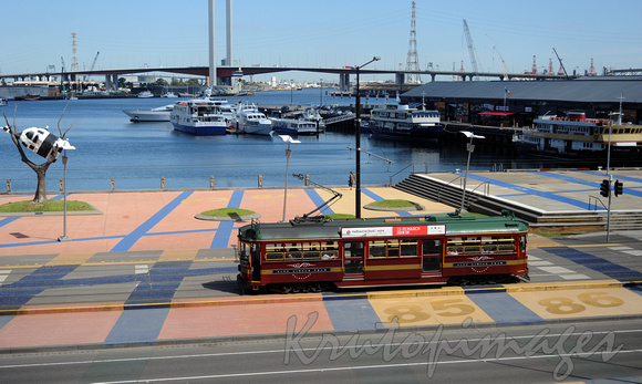 Melbourne city circle tram at Docklands