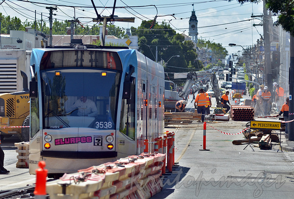 Armadale tram works upgrade to the tracks