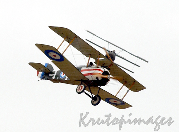 Airshow WW1 dogfight