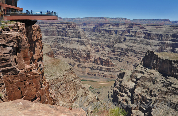 Grand Canyon scene shhowing public walkout
