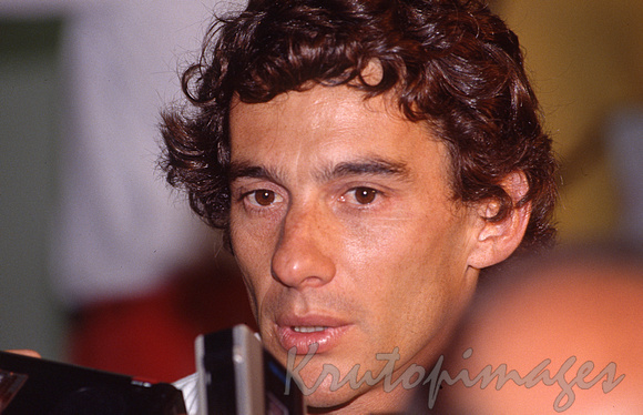 Car Racing-Ayton Senna 91 AGP