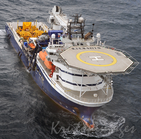Rem Etive offshore work vessel