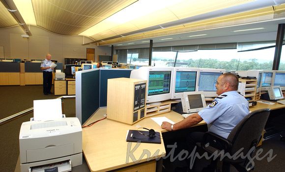 Perth Police 2005 Motorola systems14
