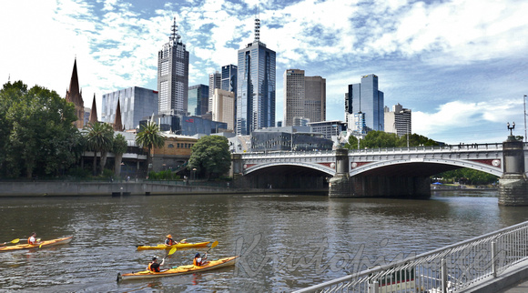Melbourne cityscape from Southbank across the Yarra River with kayaks-2