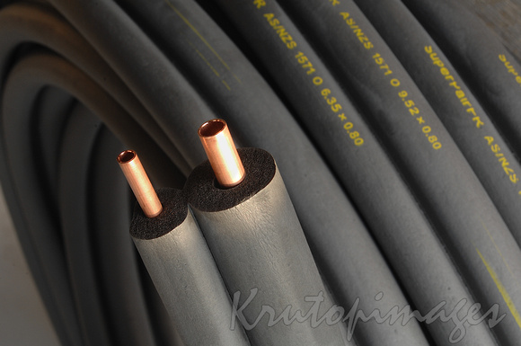 detail ofinsulated copper pipe
