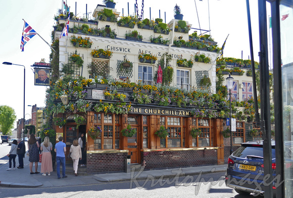 Kensington pub -The Churchill Arms-London497