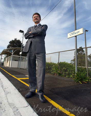 Peter Batchelor -Minister opens Officer railway station Cardinia 2003