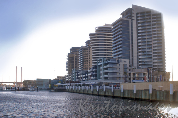 Docklands Vic apartments 2003-9782