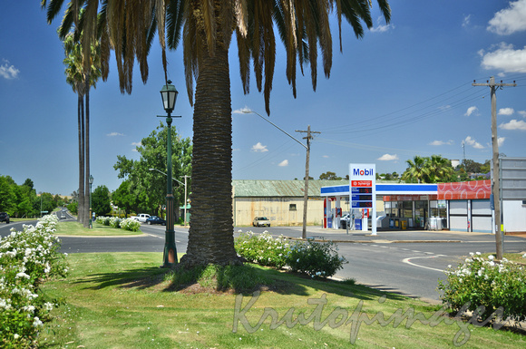 Mobil station Junee NSW_0581