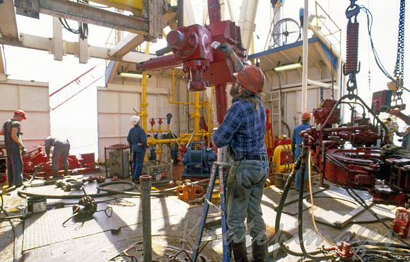 Falcon drilling rig maintenance