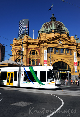 Melbourne tram Flinders street station cnr of Swanston and Flinders Streets