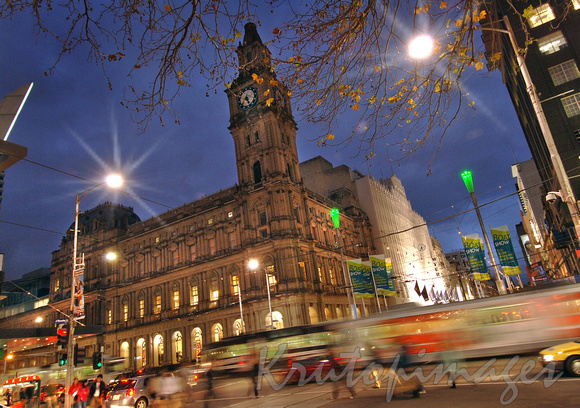 Melbourne Townhall early evening