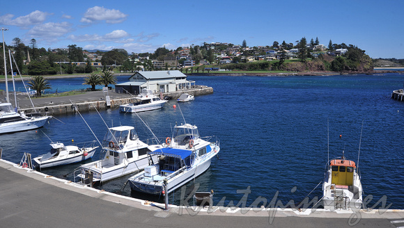 Kiama harbour boats docked in New South Wales